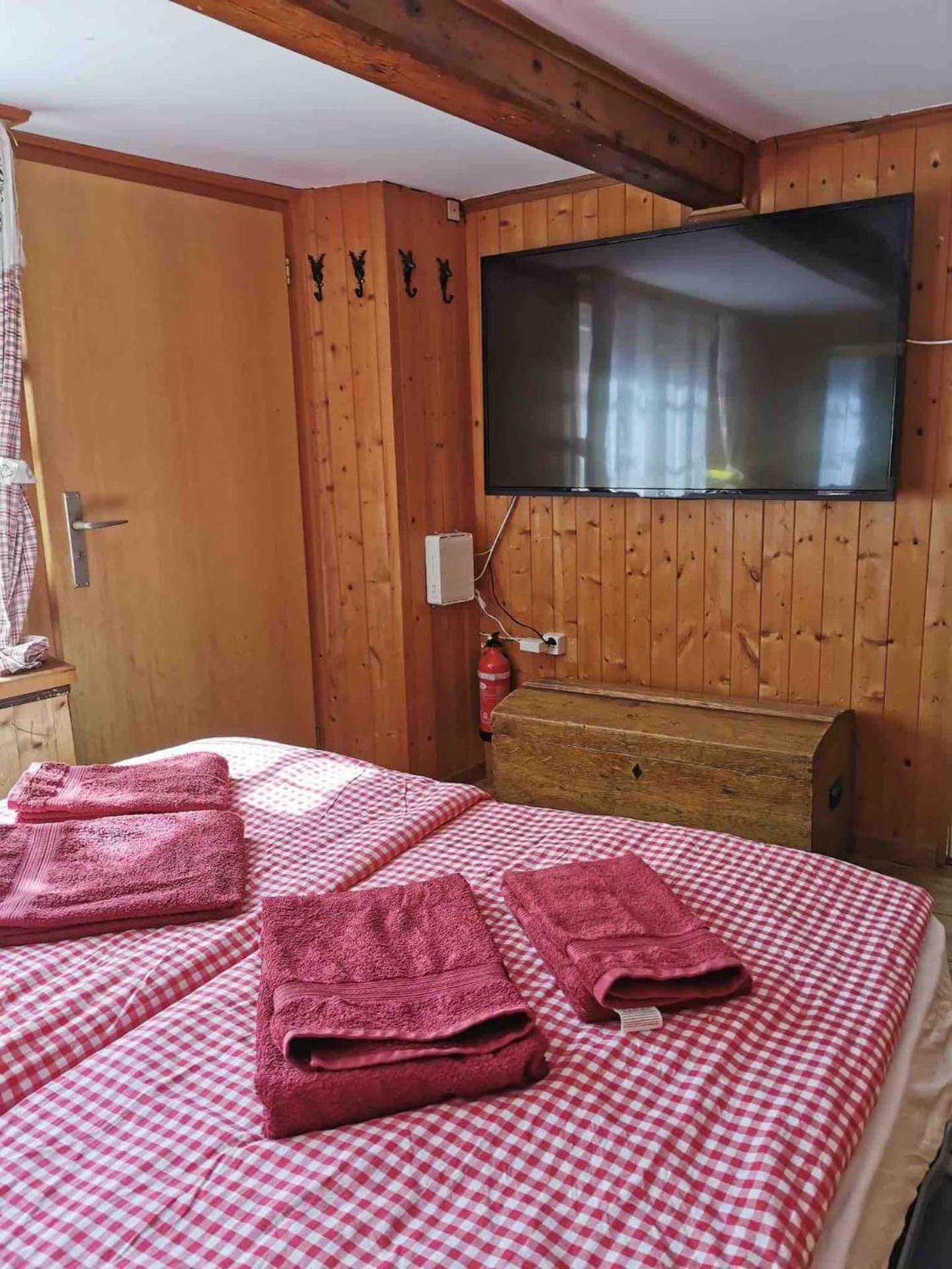 Studio In Alps By Apartments Capricorn Gsteigwiler Eksteriør bilde